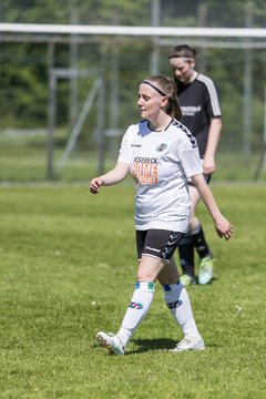 Bild 129 - F SV Henstedt Ulzburg - SV Fortuna Boesdorf : Ergebnis: 3:1
